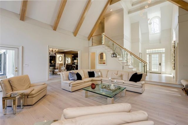 325 Riverhall Court, Sandy Springs, GA 30350