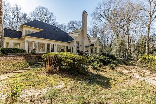 325 Riverhall Court, Sandy Springs, GA 30350