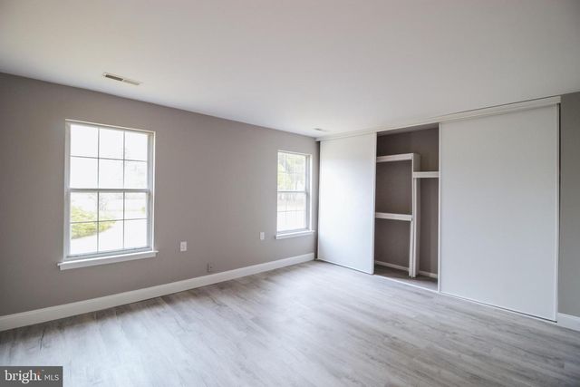 6 PANORAMA CT, Mount Laurel, NJ 08054