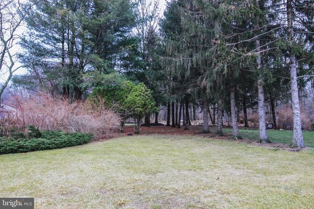 6 PANORAMA CT, Mount Laurel, NJ 08054