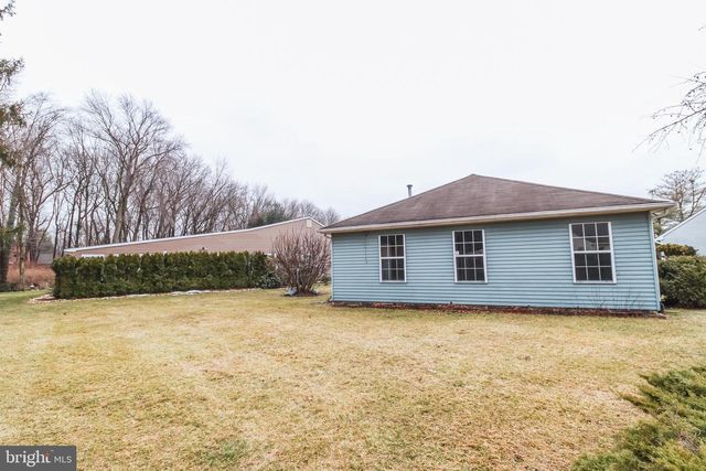 6 PANORAMA CT, Mount Laurel, NJ 08054