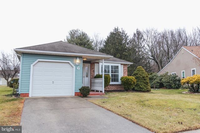 6 PANORAMA CT, Mount Laurel, NJ 08054