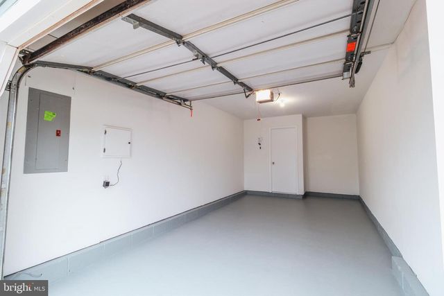 6 PANORAMA CT, Mount Laurel, NJ 08054