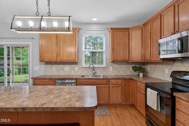 5 E Smoketree Court, Clayton, NC 27527