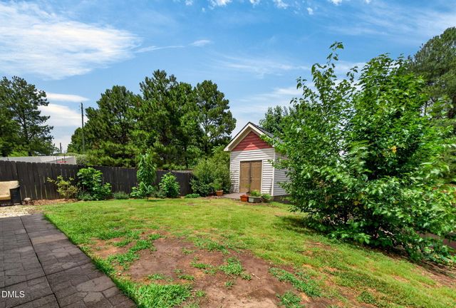 5 E Smoketree Court, Clayton, NC 27527