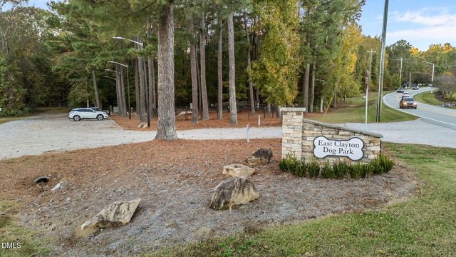 5 E Smoketree Court, Clayton, NC 27527