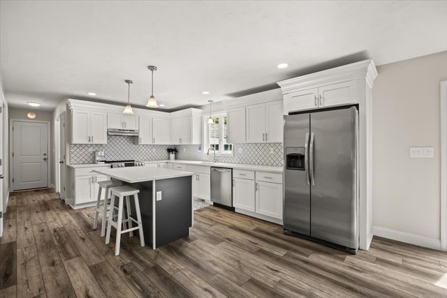 430 Thrasher St, Raynham, MA 02767