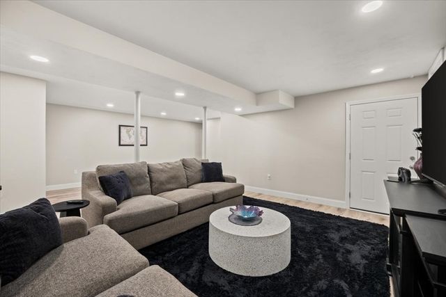 430 Thrasher St, Raynham, MA 02767