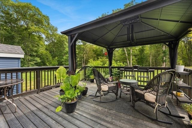 430 Thrasher St, Raynham, MA 02767
