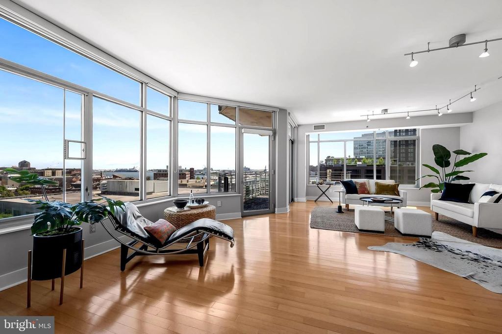 Image 13 of property listing at 1400 LANCASTER ST #901, Baltimore, MD 21231
