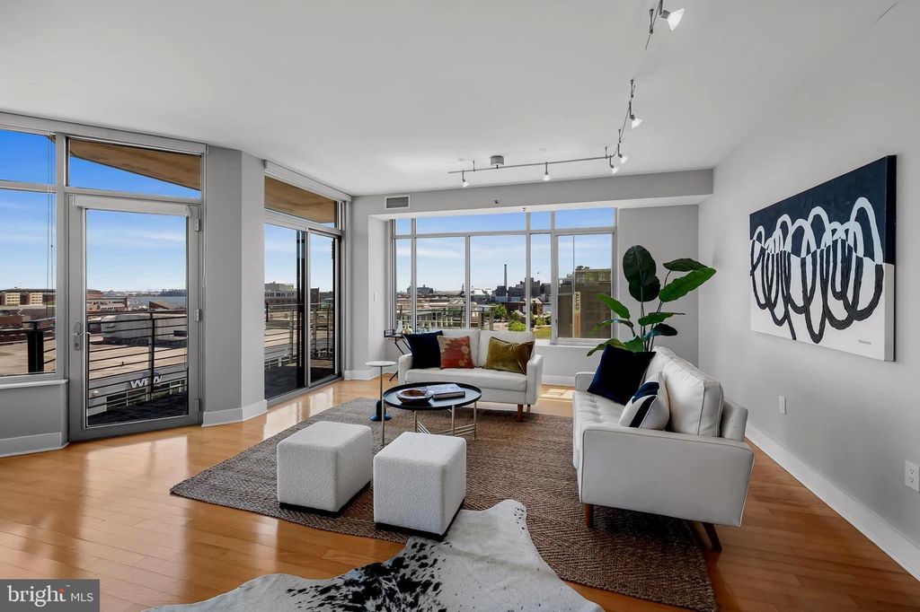 Image 16 of property listing at 1400 LANCASTER ST #901, Baltimore, MD 21231