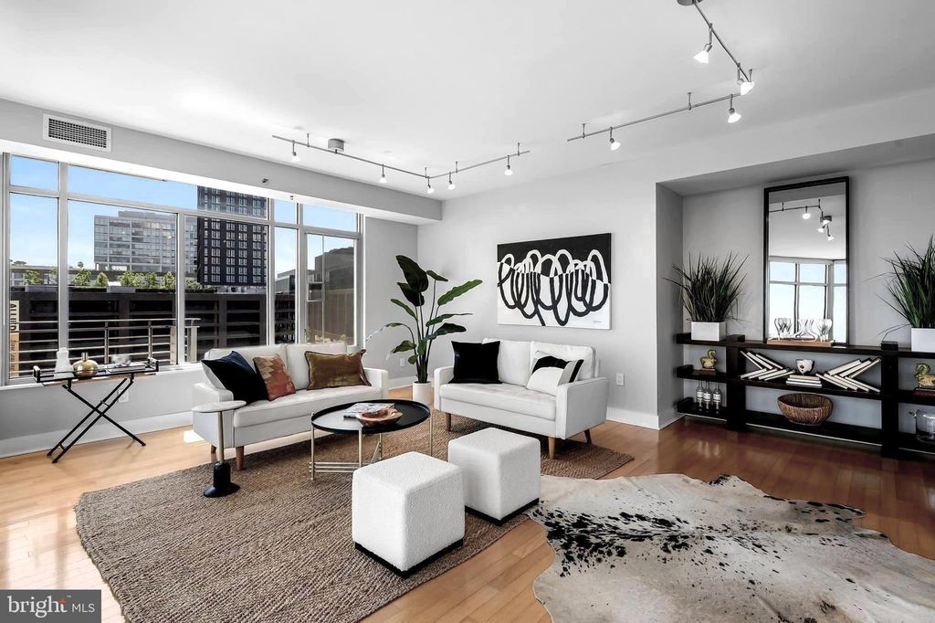 Image 18 of property listing at 1400 LANCASTER ST #901, Baltimore, MD 21231