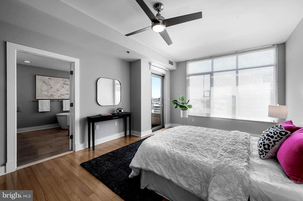 Image 37 of property listing at 1400 LANCASTER ST #901, Baltimore, MD 21231