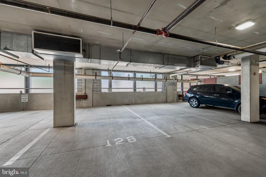 Image 51 of property listing at 1400 LANCASTER ST #901, Baltimore, MD 21231