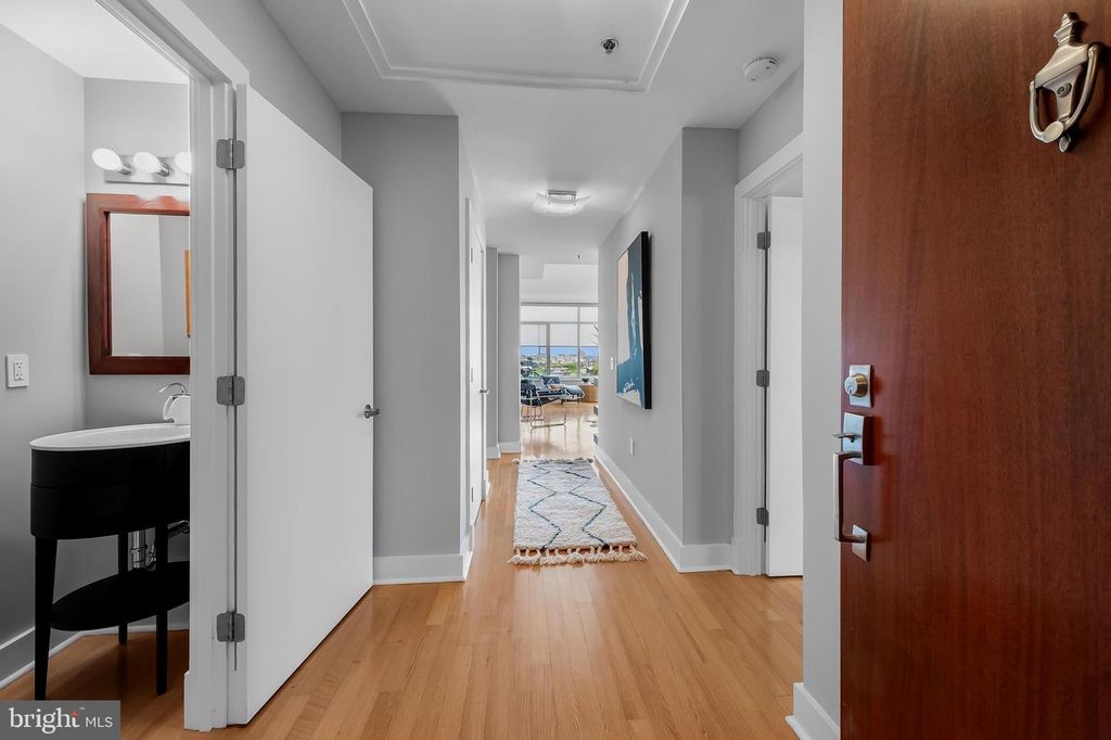 Image 9 of property listing at 1400 LANCASTER ST #901, Baltimore, MD 21231
