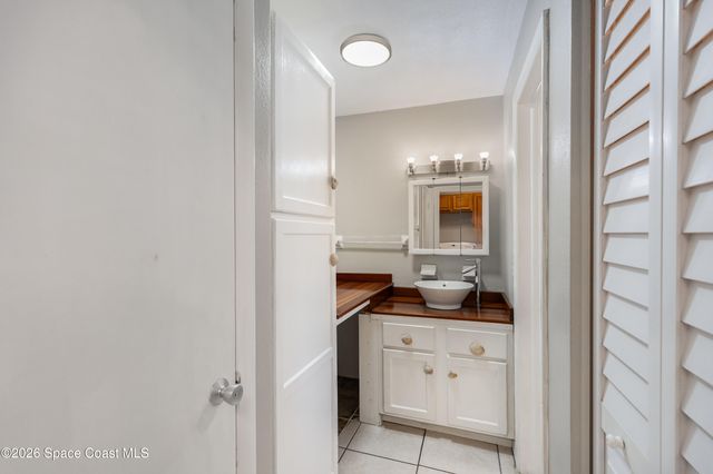 390 W Cocoa Beach Causeway 24-4, Cocoa Beach, FL 32931