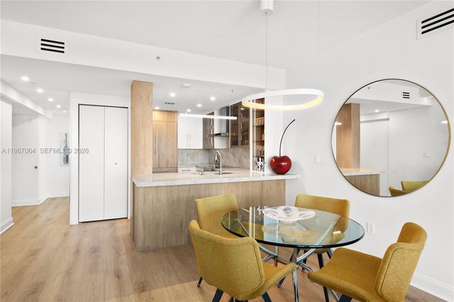 540 West Ave 911, Miami Beach, FL 33139