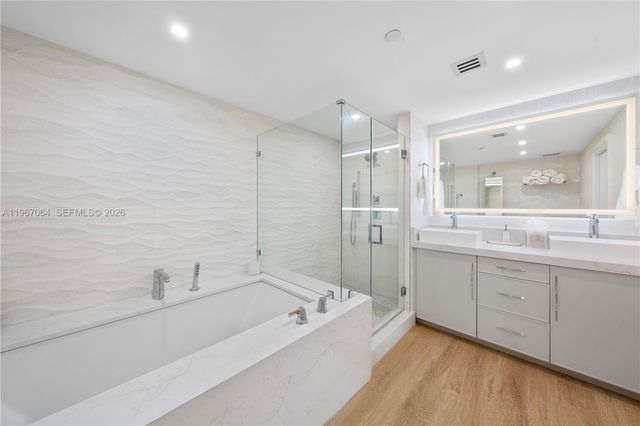 540 West Ave 911, Miami Beach, FL 33139