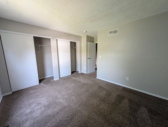 189 Hawkins Lane, 11F, Blacklick, OH 43004