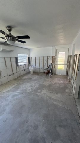 4830 CHANCELLOR STREET NE, St Petersburg, FL 33703