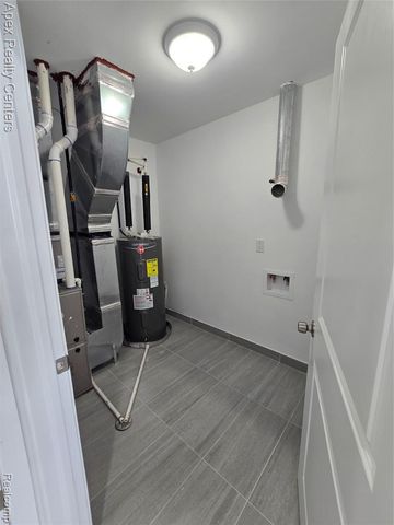 8833 Michigan Avenue, Detroit, MI 48210