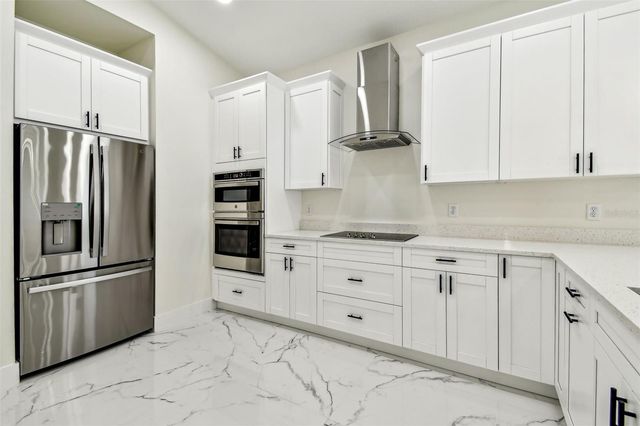 7012 N WILLOW AVENUE, Tampa, FL 33604