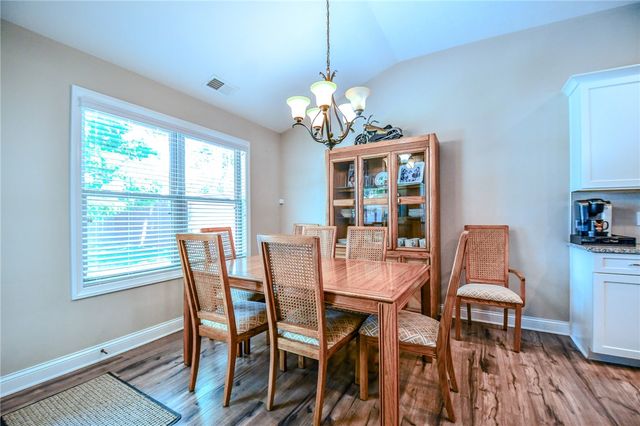 734 Deerhurst Drive, Vandalia, OH 45377