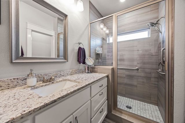 17 Ravenglass Lane, Bella Vista, AR 72714