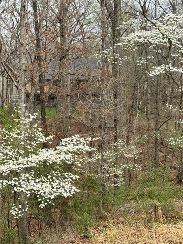 17 Ravenglass Lane, Bella Vista, AR 72714