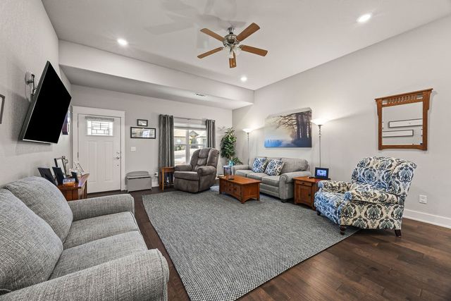 17 Ravenglass Lane, Bella Vista, AR 72714