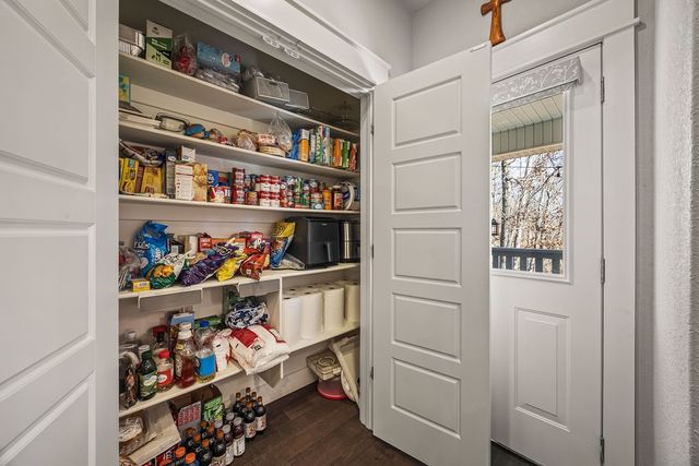 17 Ravenglass Lane, Bella Vista, AR 72714