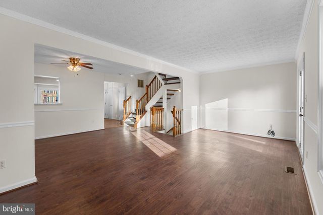 2126 COMMISSARY CIR, Odenton, MD 21113