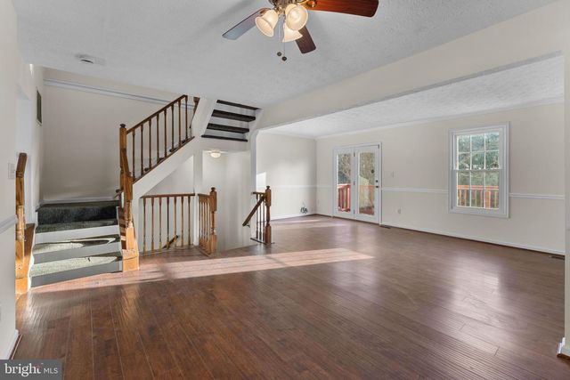 2126 COMMISSARY CIR, Odenton, MD 21113