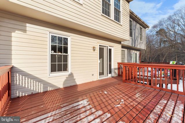 2126 COMMISSARY CIR, Odenton, MD 21113