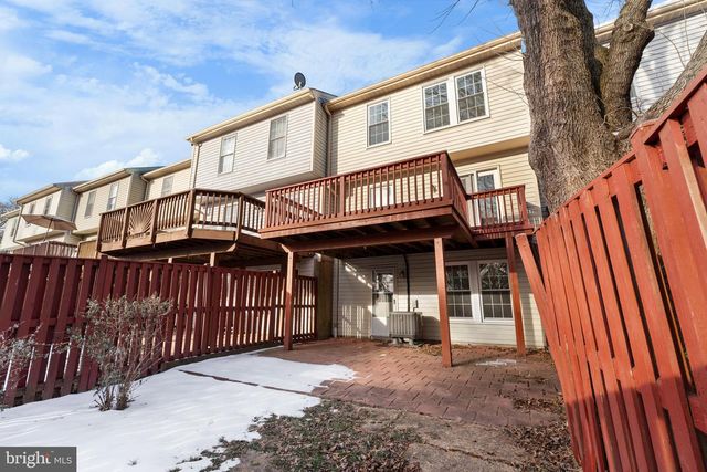 2126 COMMISSARY CIR, Odenton, MD 21113