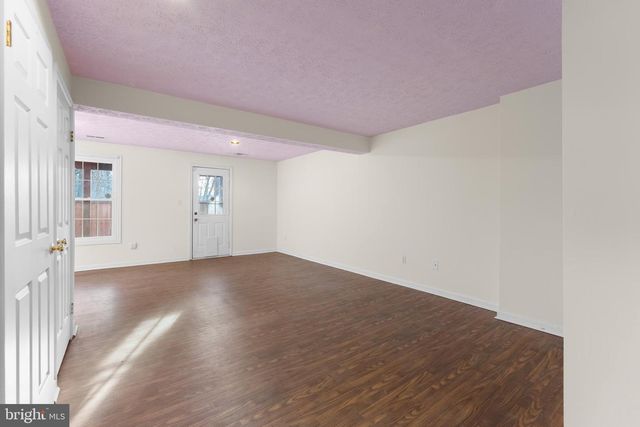 2126 COMMISSARY CIR, Odenton, MD 21113