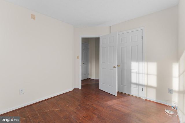 2126 COMMISSARY CIR, Odenton, MD 21113