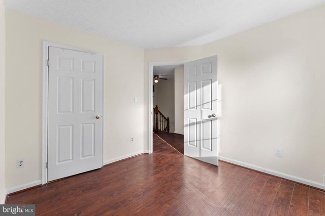 2126 COMMISSARY CIR, Odenton, MD 21113