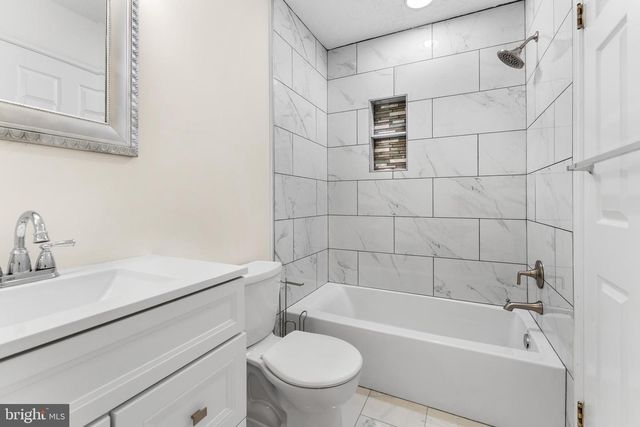 2126 COMMISSARY CIR, Odenton, MD 21113