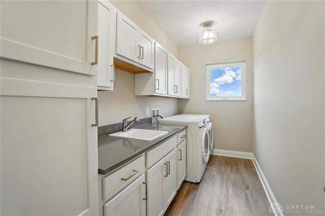 1509 kingsgate, Springfield, OH 45502