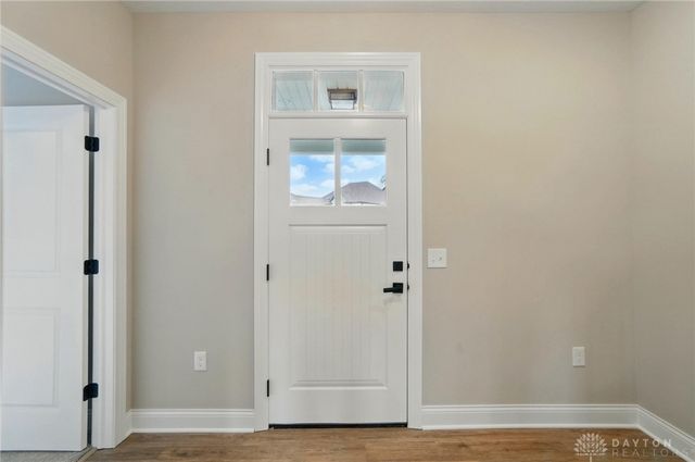 1509 kingsgate, Springfield, OH 45502