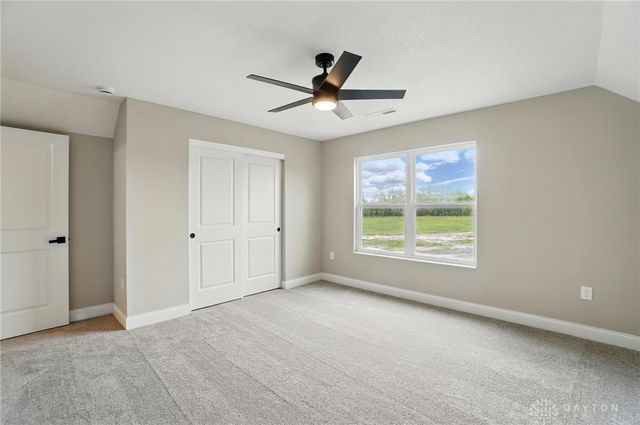 1509 kingsgate, Springfield, OH 45502