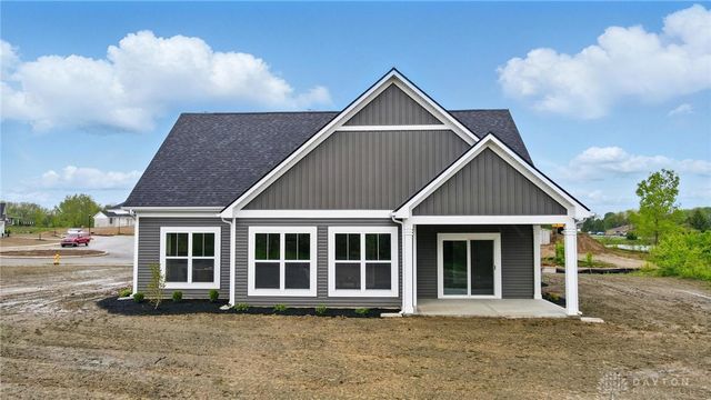 1509 kingsgate, Springfield, OH 45502