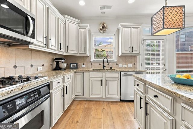 1202 Legacy Cove Lane, Roswell, GA 30075