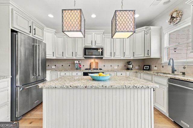 1202 Legacy Cove Lane, Roswell, GA 30075