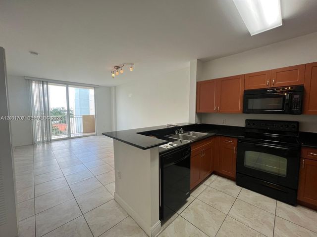 2425 SW 27th Ave 907, Miami, FL 33145
