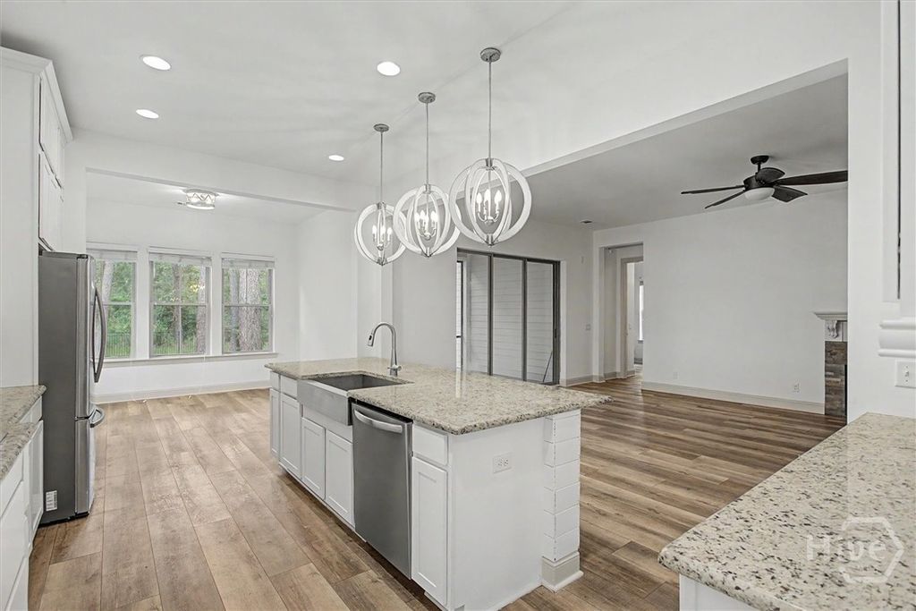 Image 11 of property listing at 85 Long Creek Lane, Richmond Hill, GA 31324