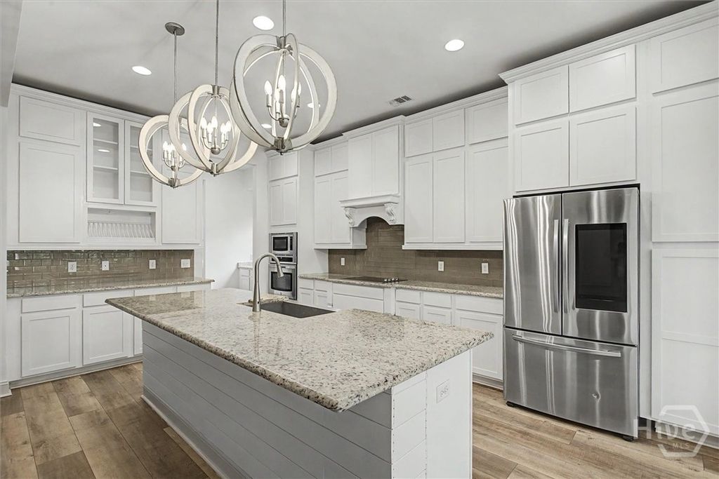 Image 12 of property listing at 85 Long Creek Lane, Richmond Hill, GA 31324