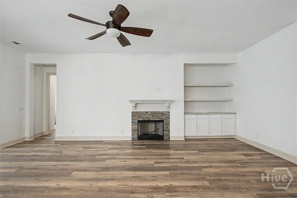 Image 18 of property listing at 85 Long Creek Lane, Richmond Hill, GA 31324