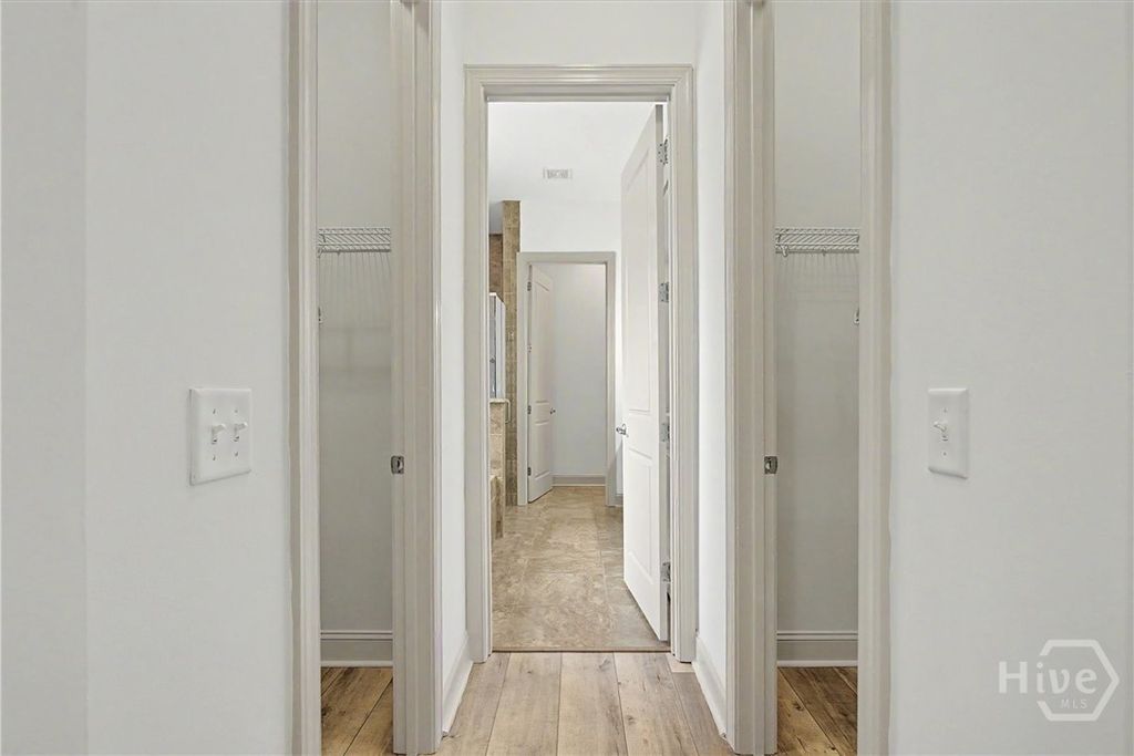 Image 30 of property listing at 85 Long Creek Lane, Richmond Hill, GA 31324